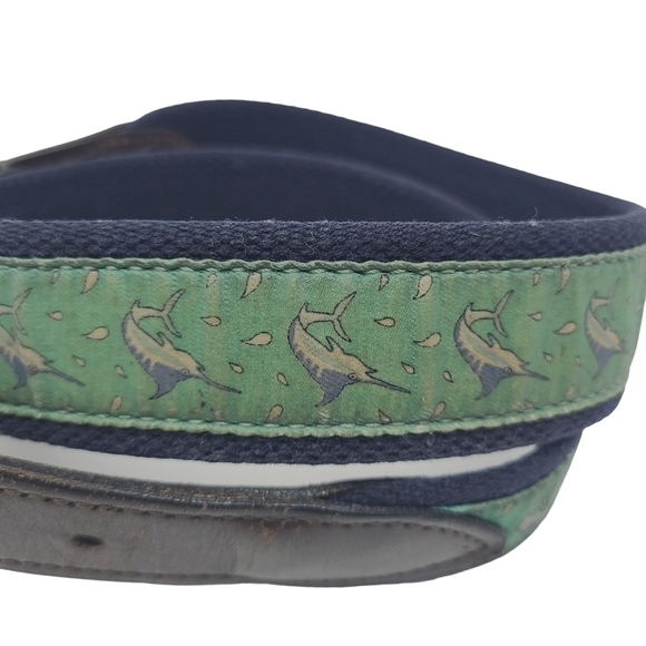 Vineyard Vines | Marlin Swordfish Fabric & Leather Ends Surcingle Belt (Size 32) - Picture 4 of 13
